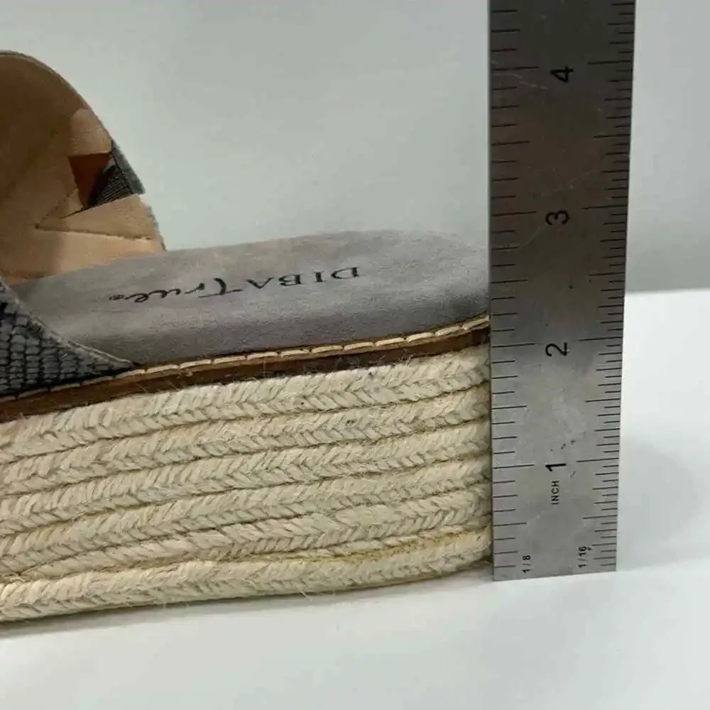 Diba True Demi Chase Size 7 Snake Print Gray Wedge Sandal Espadrille‎ New In Box